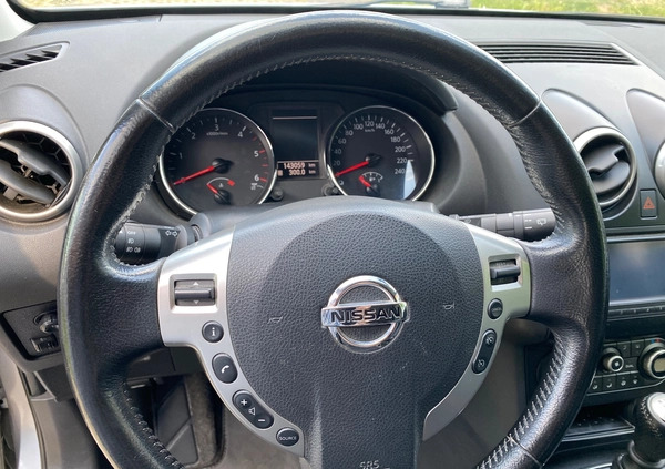 Nissan Qashqai cena 32900 przebieg: 142000, rok produkcji 2011 z Gliwice małe 497